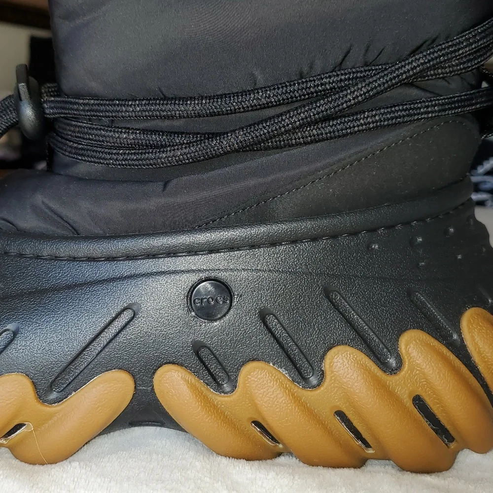 Crocs Echo Boots unisex-adult Snow Boots